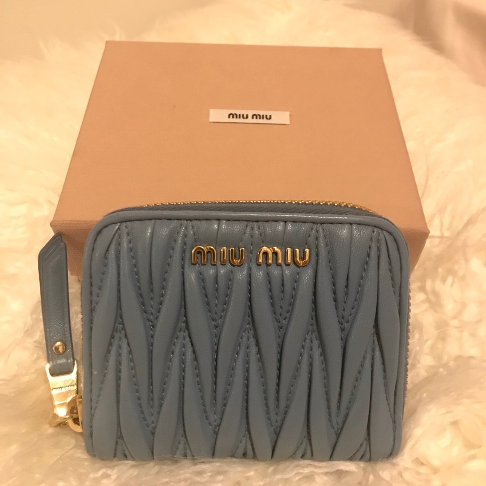 Miu Miu Wallet Matlasse in Astrale